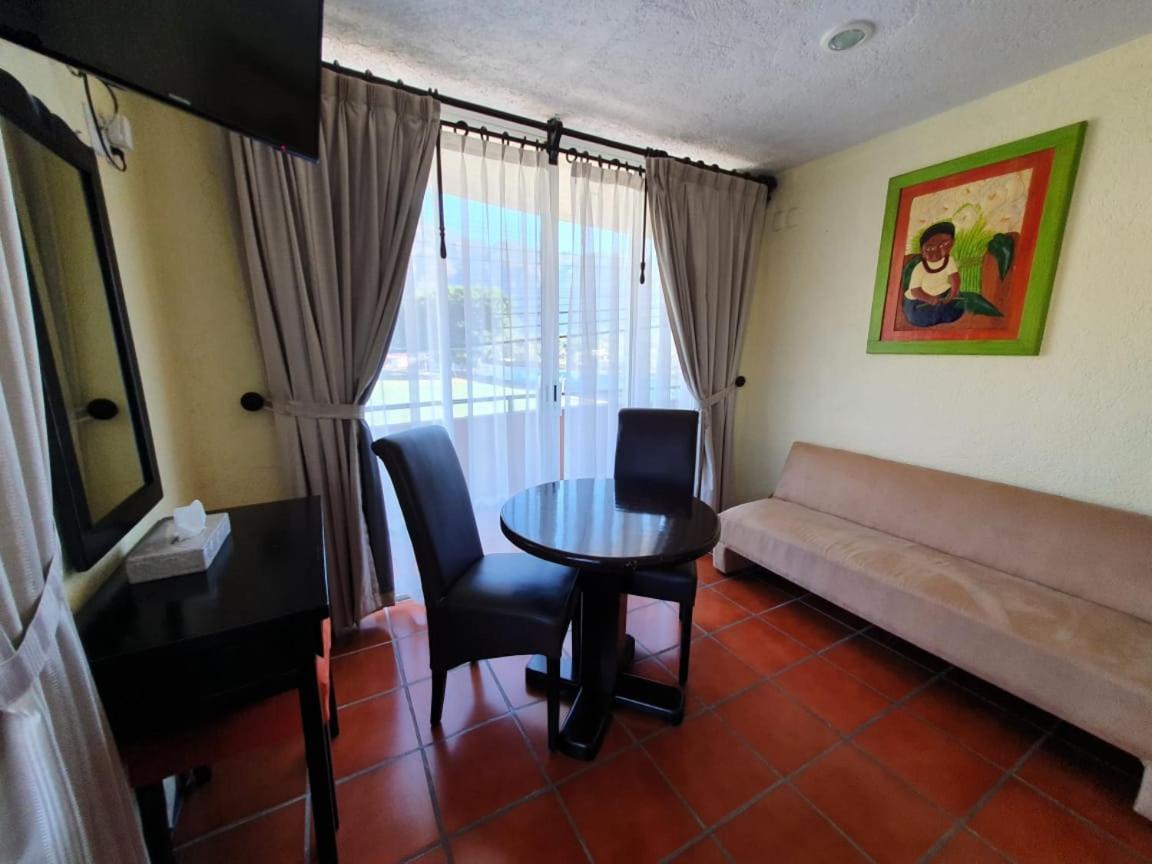 Suites Pancho Villas Bacalar - Lagoon View Buitenkant foto
